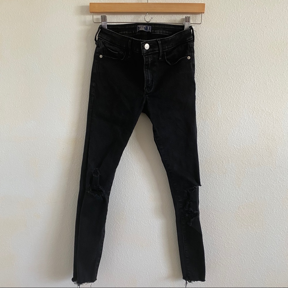 A&F Distressed Mid Rise Super Skinny Black Jeans Size 0 Short / 25